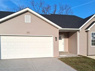 1757 Twelve Oaks Pl, Pevely, MO