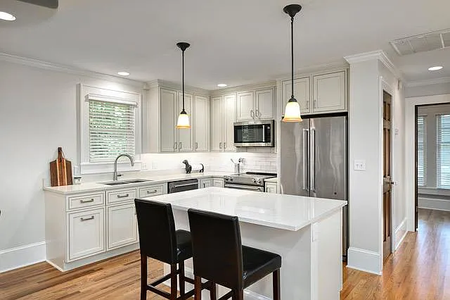 107 Broad St #107B — Photo 2