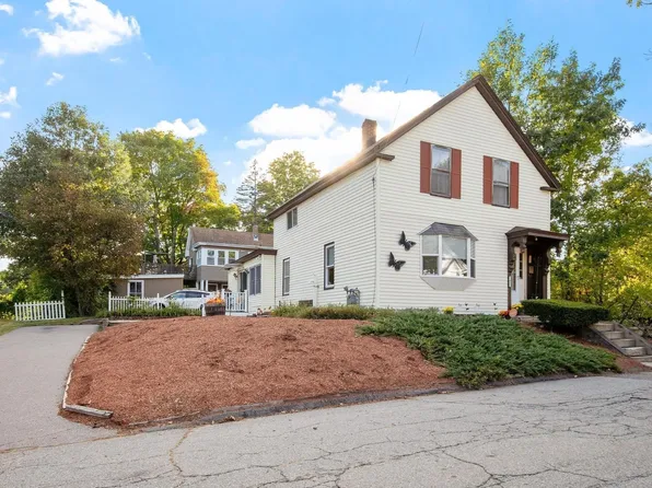 41 Smith St, Fitchburg, MA 01420