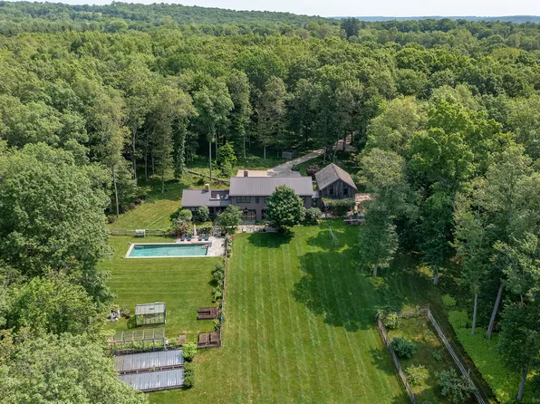 85 West Church Hill Road, Washington, CT 06794