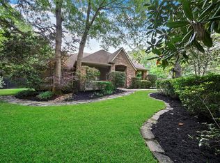 8742 Skyline Ln, Conroe, TX 77302