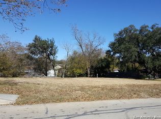 819 Elizabeth Rd, Terrell Hills, TX 78209