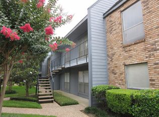 6202 Skyline Dr APT 24, Houston, TX 77057