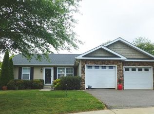 23 Kirby Rd, Asheville, NC 28806