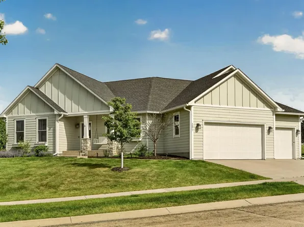 1577 Echo Ridge St SW, Rochester, MN 55902