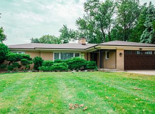 1512 Greenview Ct, Schaumburg, IL