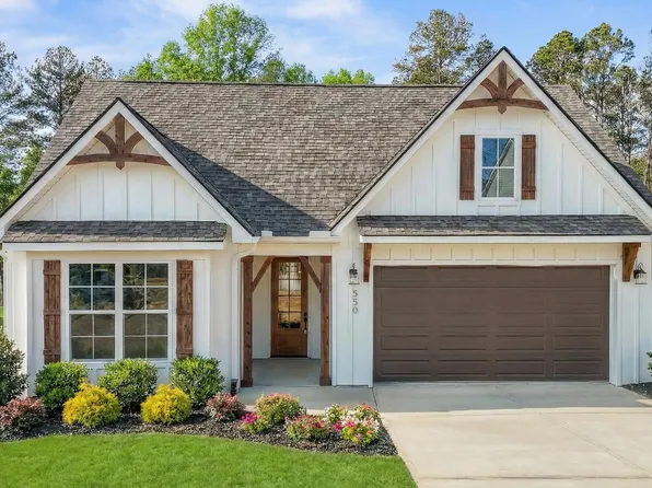 550 Nature Trl, Soddy Daisy, TN 37379