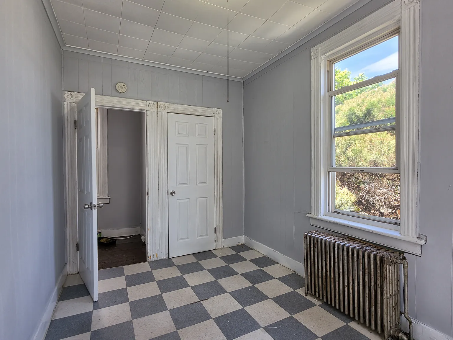 5 bed, $4,000 — Photo 4