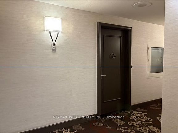 3rd image of 1400 Dixie Rd #604