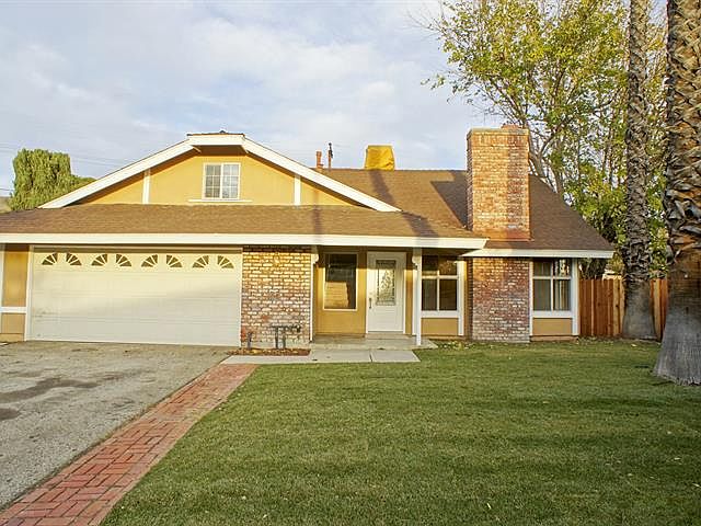 1st image of 27804 Rosamond Dr