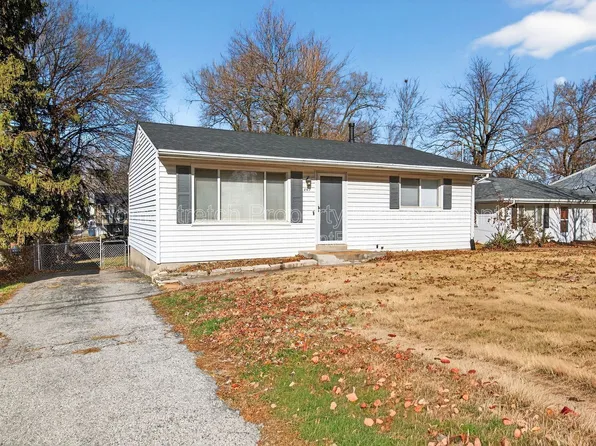 207 Anistasia Dr, Saint Louis, MO 63135