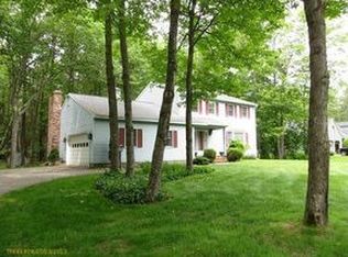 40 Hemlock Rd, Brunswick, ME 04011