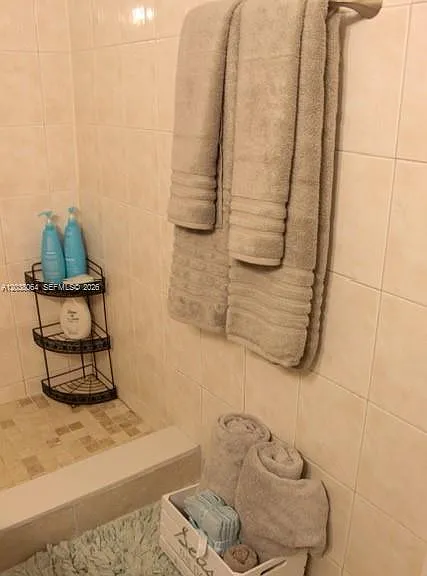 19201 Collins Ave #622 — Photo 10