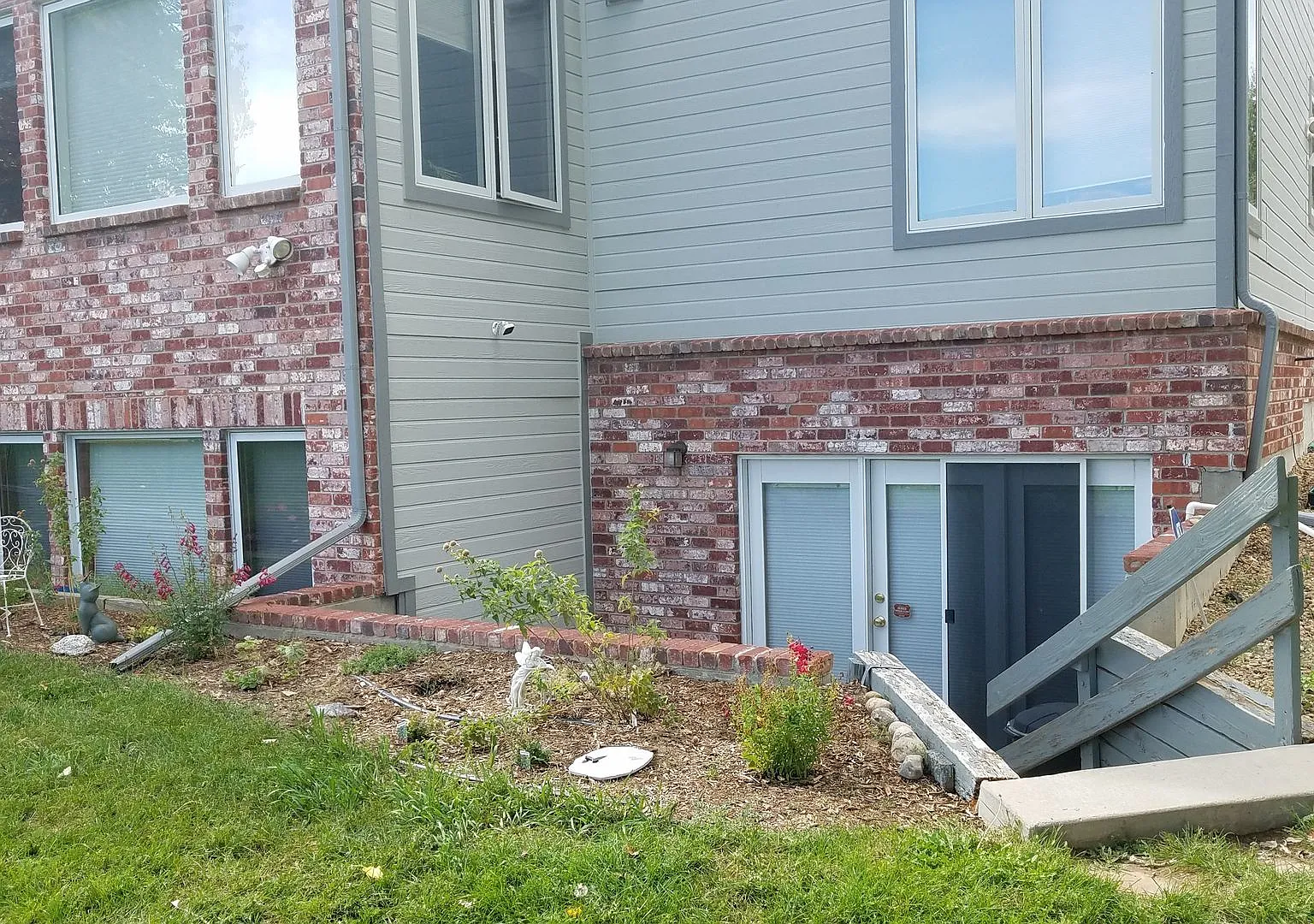 Lower Level Two Bedroom one Bathroom Apartment, Fully Furnished Short-Mid Term leases Lafayette — Photo 1
