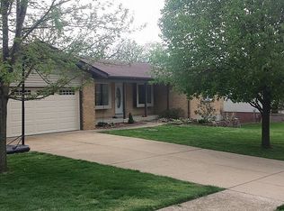 1640 Littleton Ct, Fenton, MO