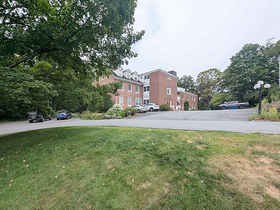 2nd image of 69 Brightlook Drive unit 9