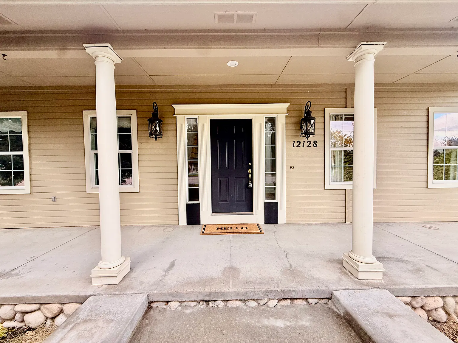 4 bed, 4020 sqft, $4,500 — Photo 4