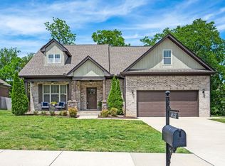 1033 Nealcrest Cir, Spring Hill, TN 37174