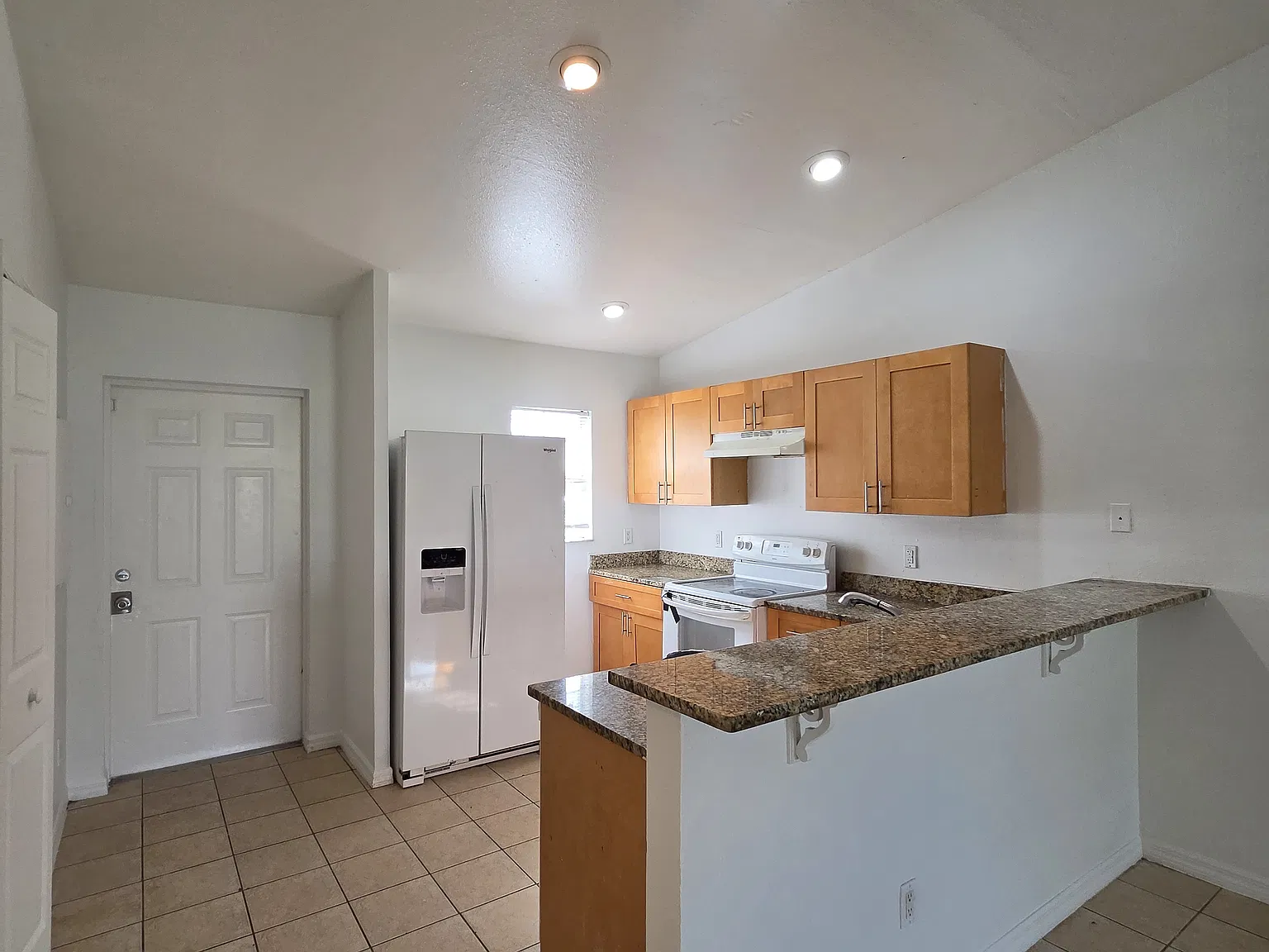 3 bed, 1116 sqft, $1,250 — Photo 1