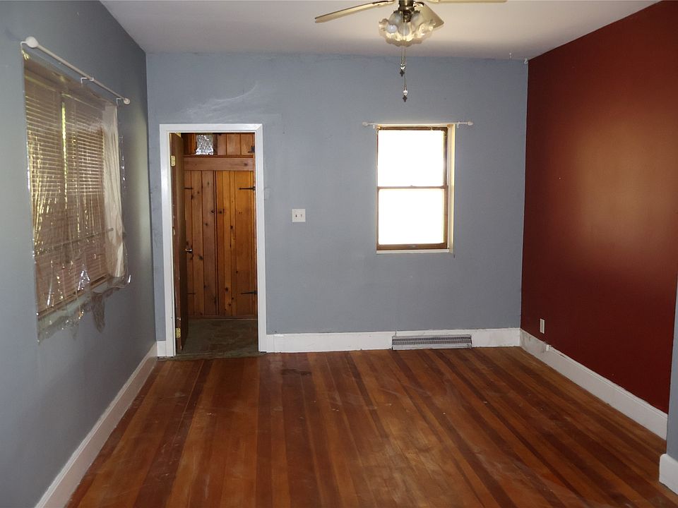13th image of 100 N 2nd Street