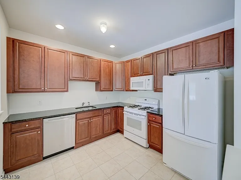 26 Decroce Ct — Photo 10