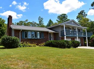 106 Timberlake Dr, Inman, SC 29349