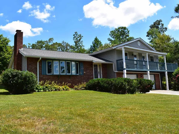 106 Timberlake Dr, Inman, SC 29349