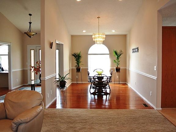 4th image of 44 Serenity Pl