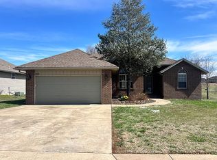3600 N 28th St, Ozark, MO 65721