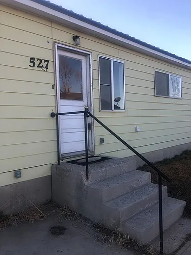 527 Jensen St Photo 1