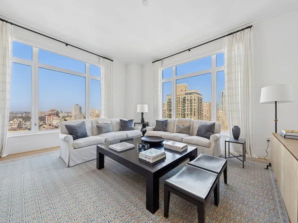 200 E 83rd St #26B, New York, NY 10028