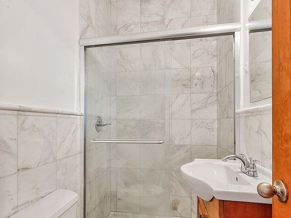 5th image of 328 E 67th St #2