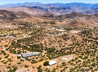 1661 Twin Butte Rd, Palmdale, CA 93551