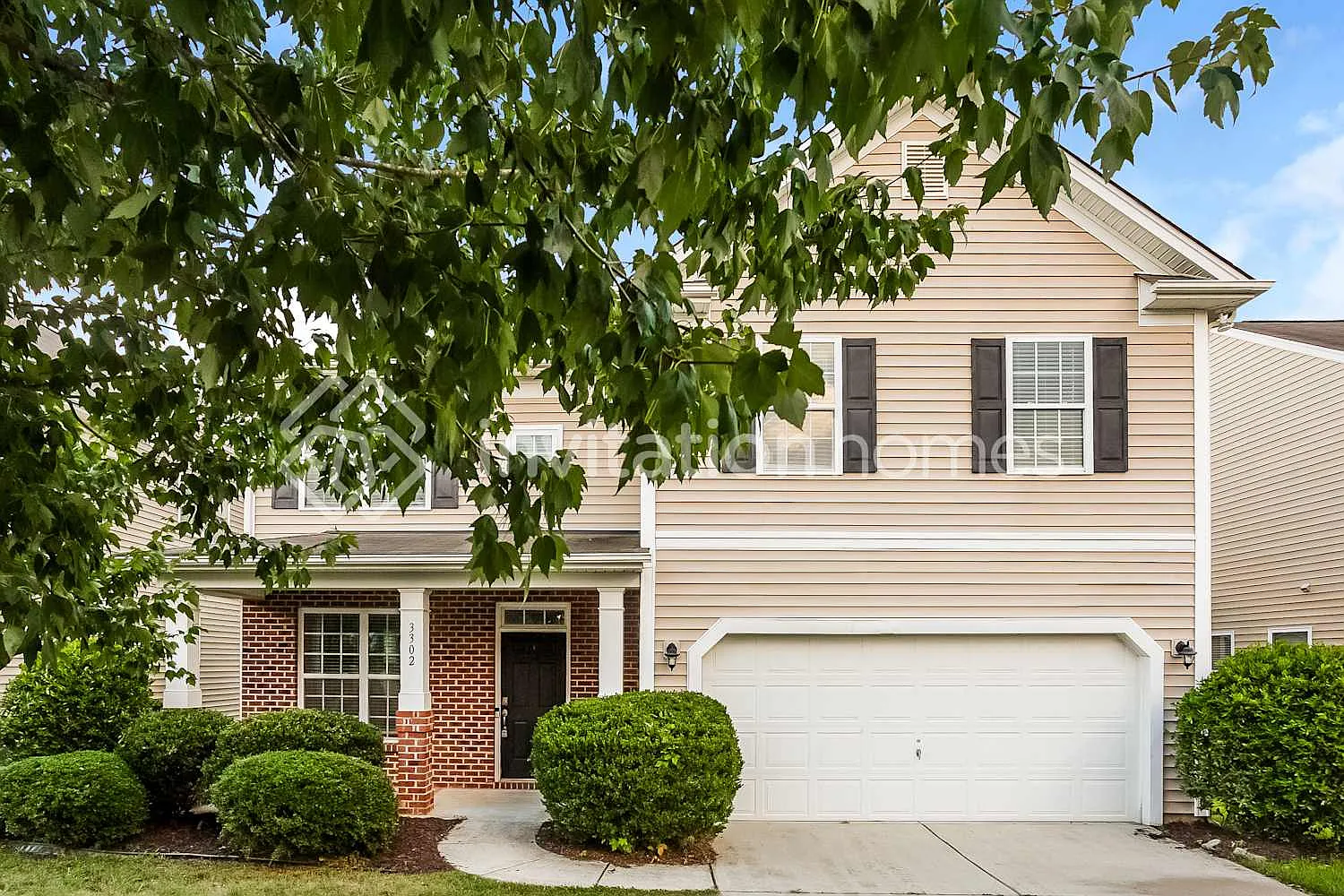 3302 Streamside Dr Davidson, NC 28036 — Photo 1