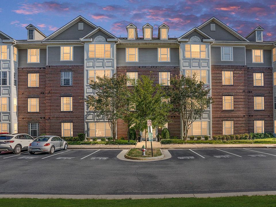 701 Cobblestone Blvd UNIT 306, Fredericksburg, VA 22401 | Zillow