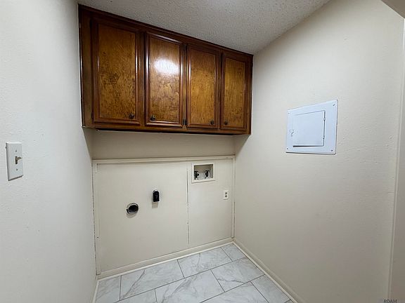 5th image of 12323 La Margie Ave