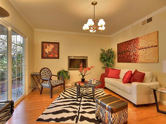 3rd image of 43367 Gallegos Ave