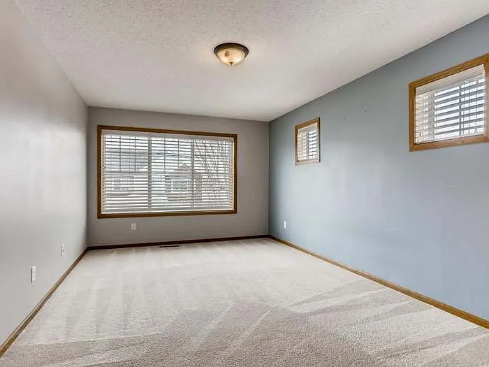 3 bed, 1468 sqft, $2,400 — Photo 3