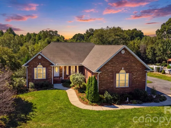 2785 Judea Dr, Conover, NC 28613