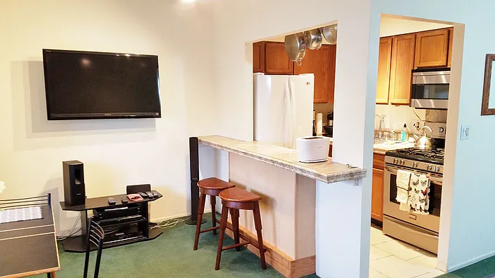 Rented by Azure Realty NY LLC | media 10