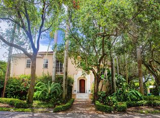 7667 SW 52nd Ave, Miami, FL 33143