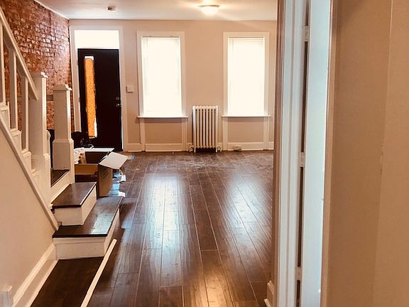 5th image of 2134 Manton St