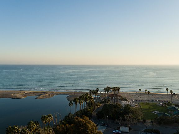 Beah across PCH from commuity