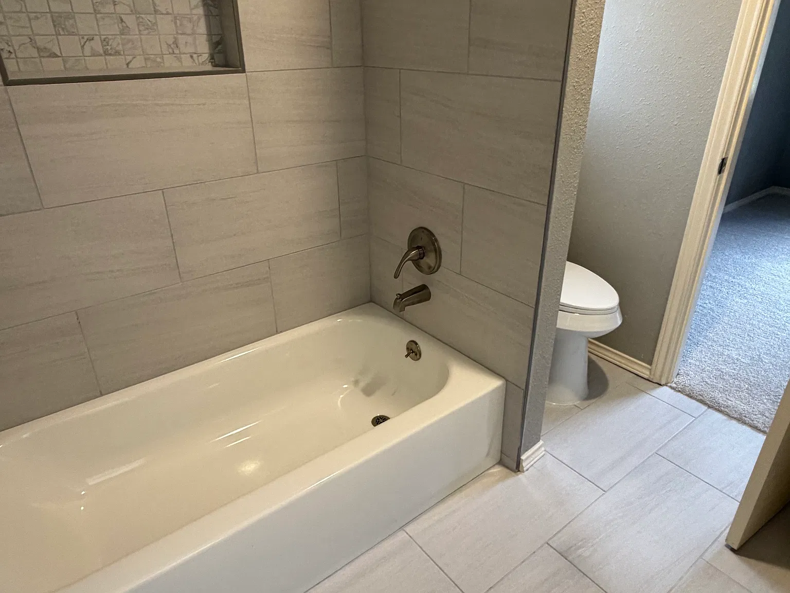 3 bed, 1388 sqft, $2,250 — Photo 3