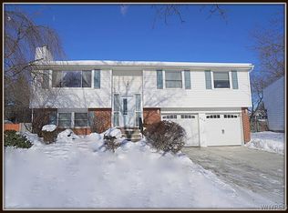 514 Wurlitzer Dr, North Tonawanda, NY