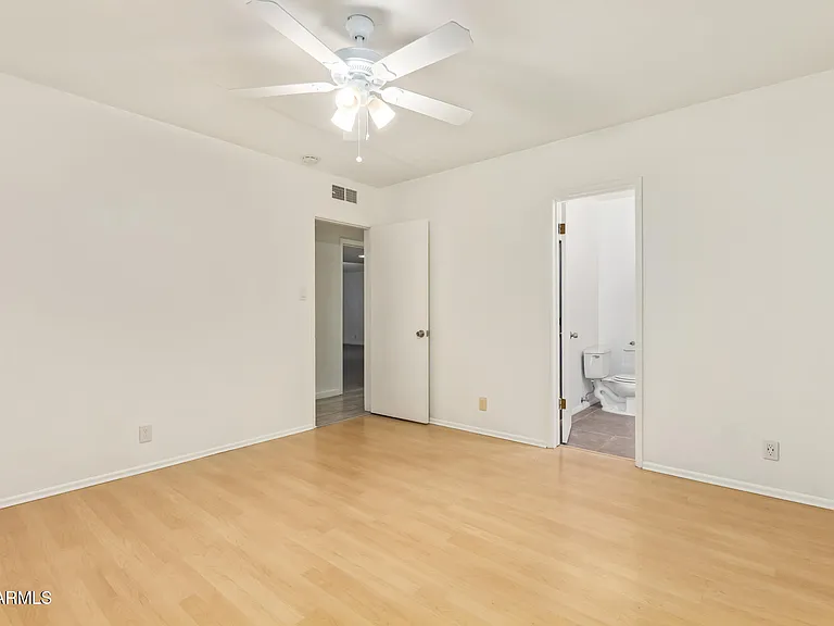 5401 E Exeter Blvd — Photo 31