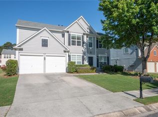 8145 Lockslay Way, Suwanee, GA 30024