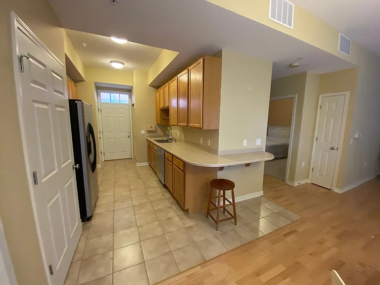 510 N Midvale Blvd — Photo 3