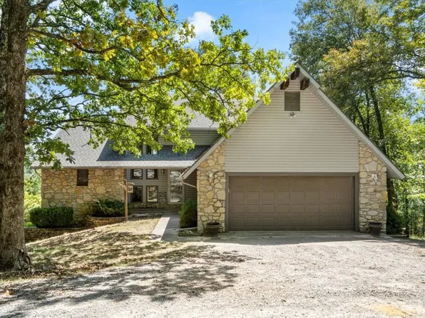 115 Scenic Rd, Eureka Springs, AR 72631