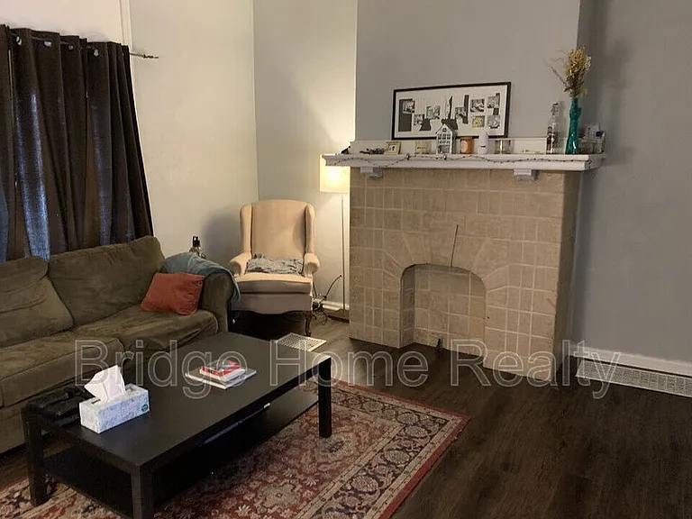 127 Margaret St — Photo 11